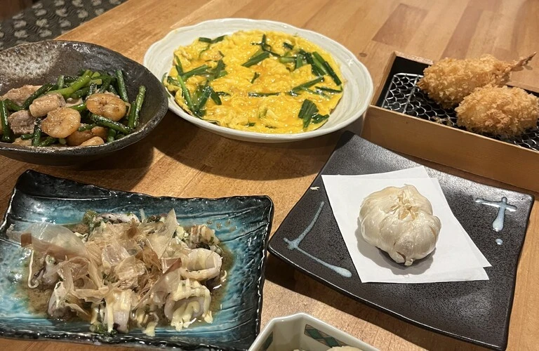 中洲で絶品もつ鉄板を堪能！