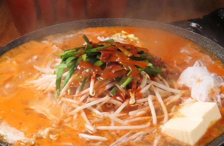 隠れ家で楽しむ！安くて美味しい鉄板焼き