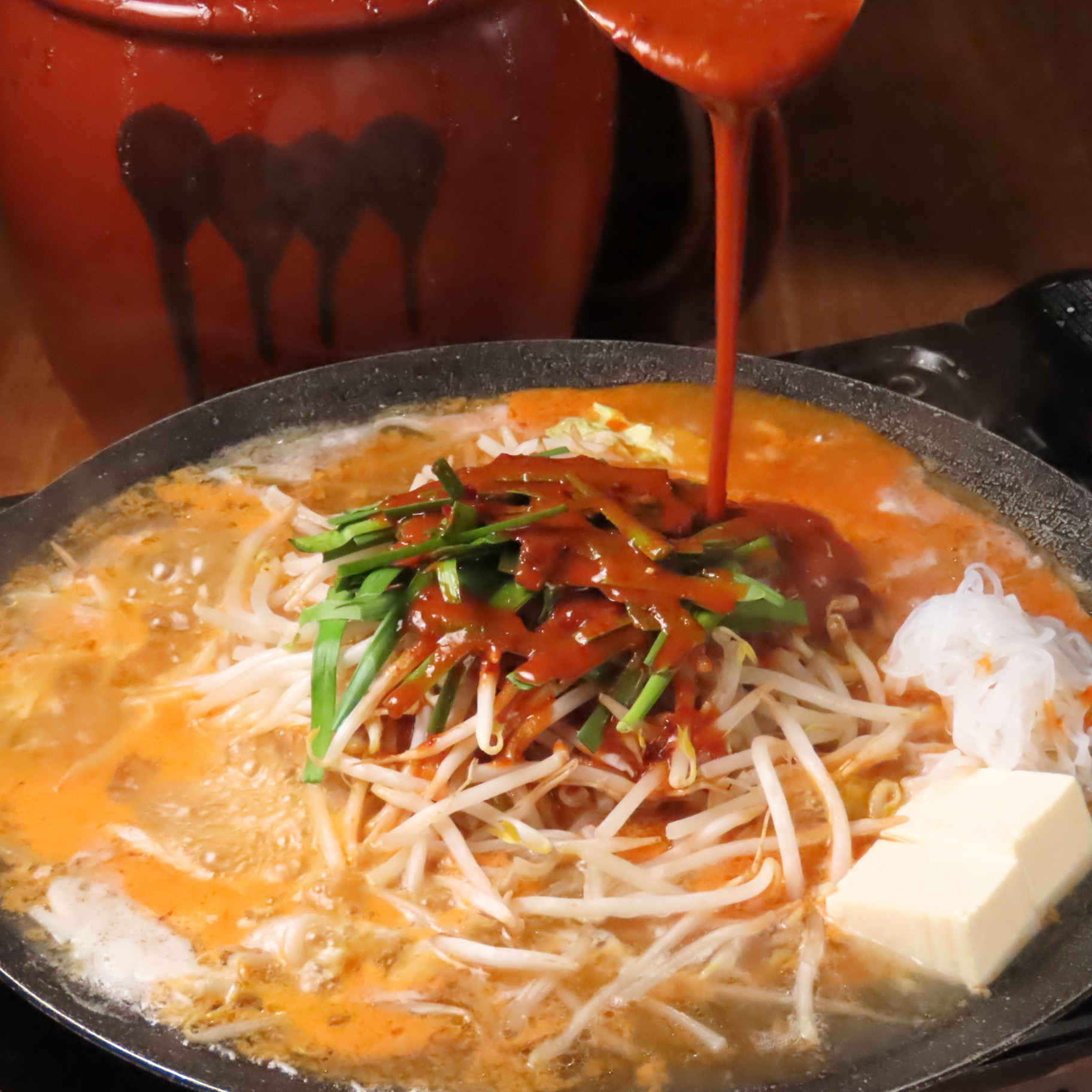一度は訪れたい！大名のもつ鍋が自慢の隠れた名店