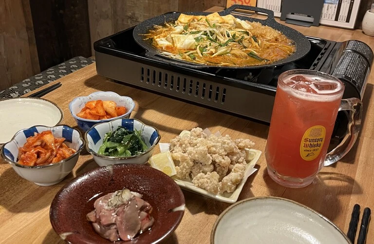 新年会はもつ料理と鉄板焼きで盛り上がる、最高のプランを提案します！